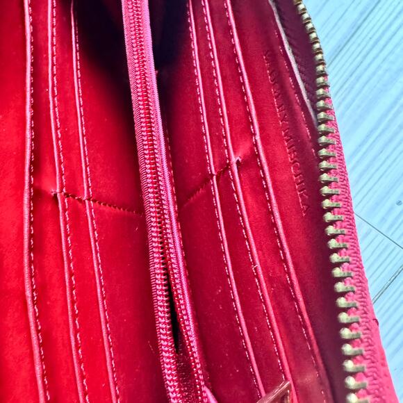 Mischka Madgley Red Zip Up Vegan Leather Wallet with Multiple Slots - Picture 7 of 15